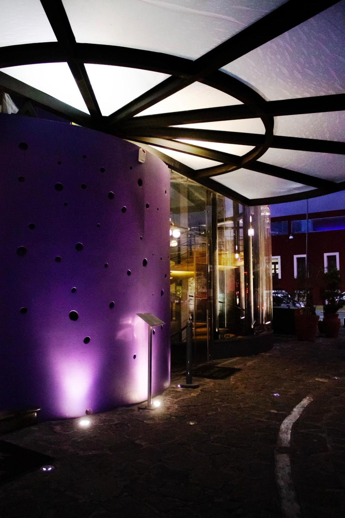 Ikonik Hotel פואבלה מראה חיצוני תמונה